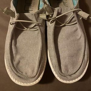 Hey Dude Wendy Chambray Beige Women’s size 8